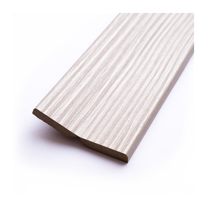 Угол МДФ Latat Модерн, Дуб Молочный, 2710х27,5х27,5 мм